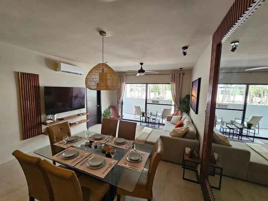 Luxury New Condo With Amazing Pool Playa del Carmen Apartment