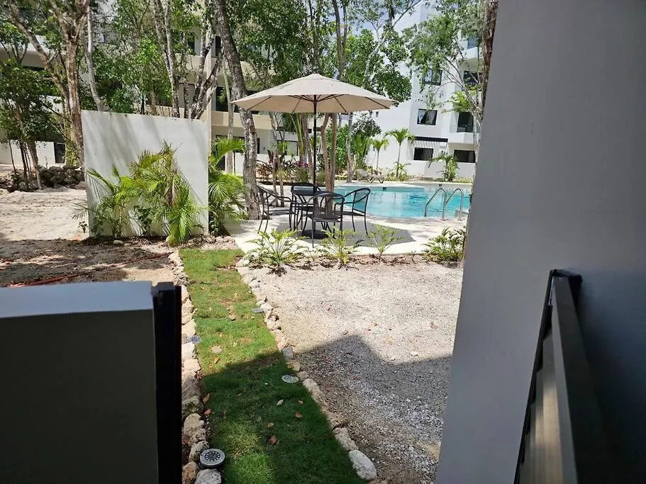 Luxury New Condo With Amazing Pool Playa del Carmen Apartment